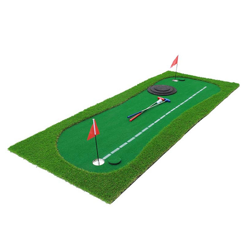 Набор ковриков для тренировок с зелеными мячами для гольфа