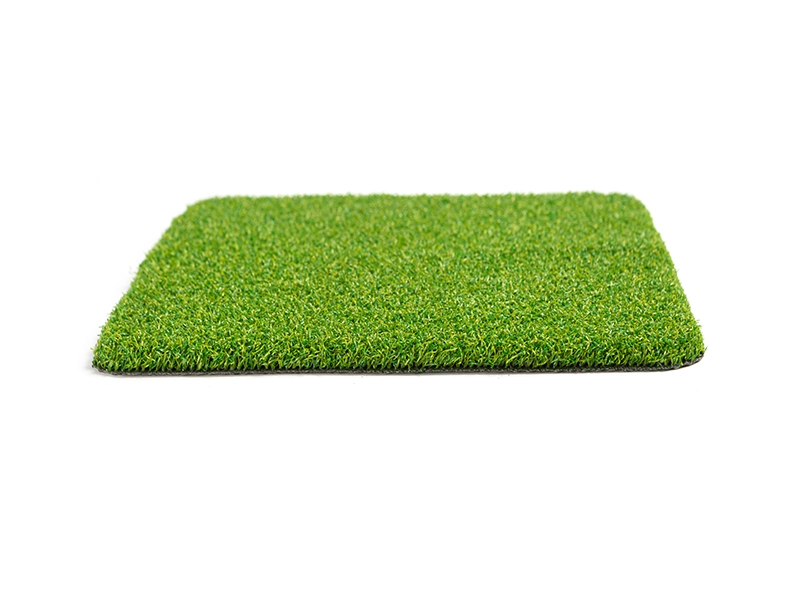 Зеленый коврик для гольфа с травяным покрытием