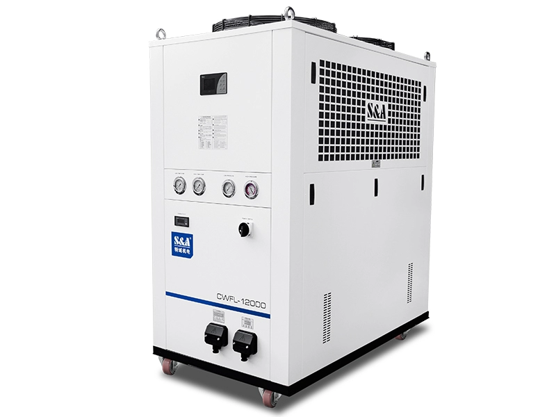 Чиллеры CWFL-12000 с рециркуляционным охлаждением и воздушным охлаждением для волоконного лазера мощностью 12 кВт
