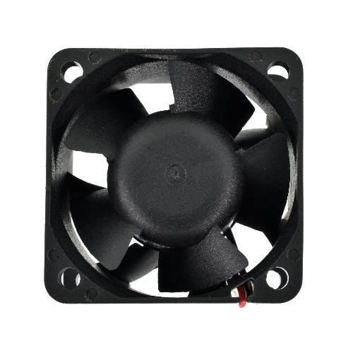 40-мм осевой вентилятор постоянного тока с большим потоком воздуха