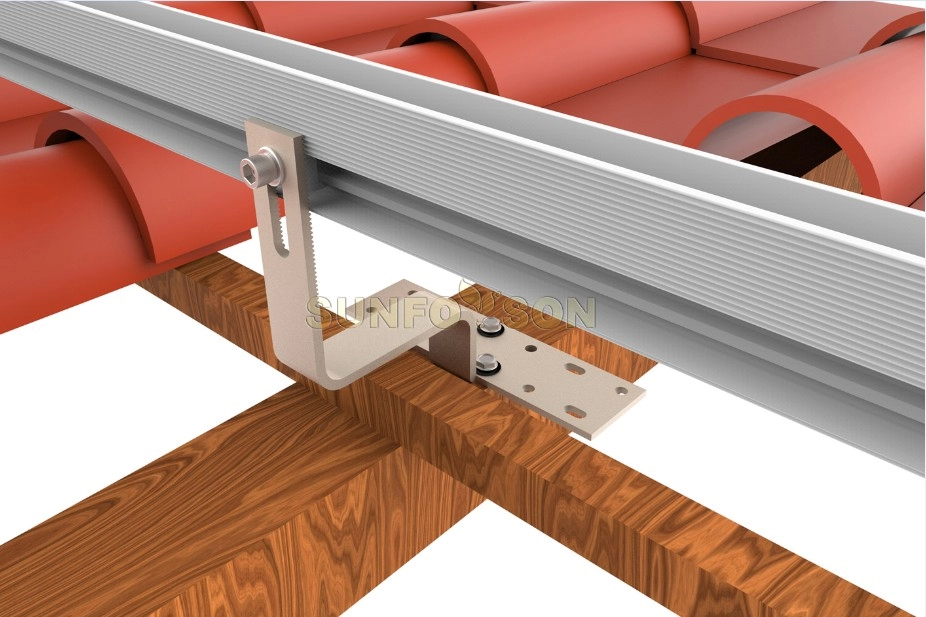 Солнечная монтажная система для черепичной крыши