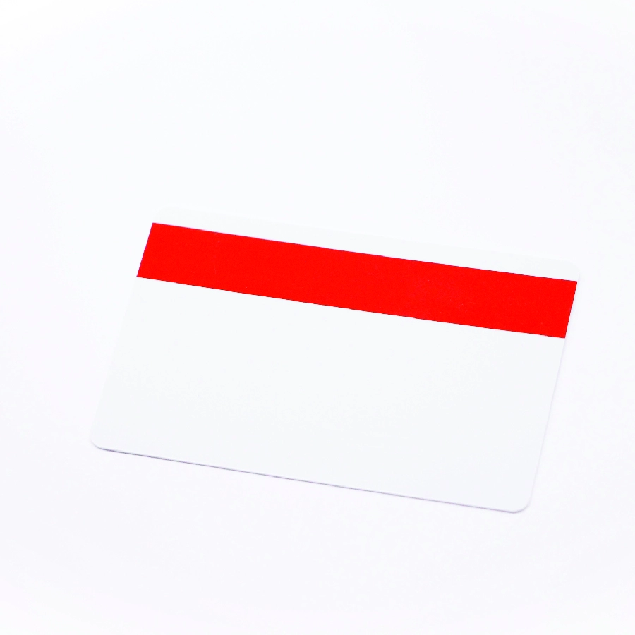 КАРТА ПВХ с красной магнитной полосой