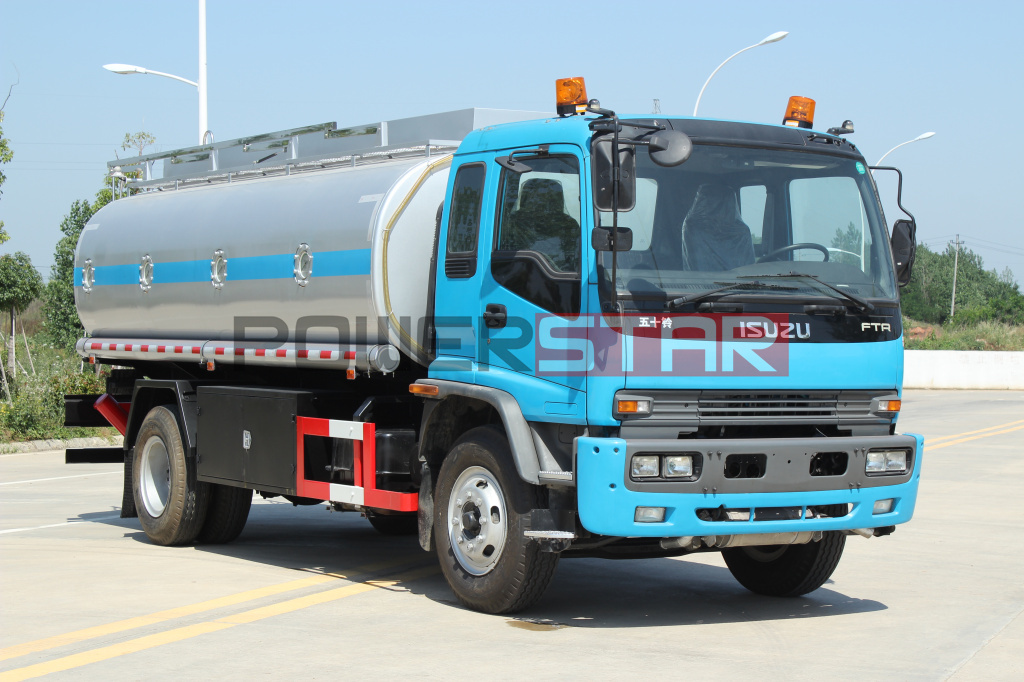 Factory FTR ISUZU Mobile Refueling Truck Fuel Oil Transportation Tank Trucks for sale