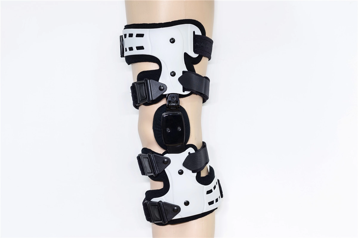 Коленный ортез Unloader OA с шарнирной опорой при переломах для замены суставов ног и стабилизации связок