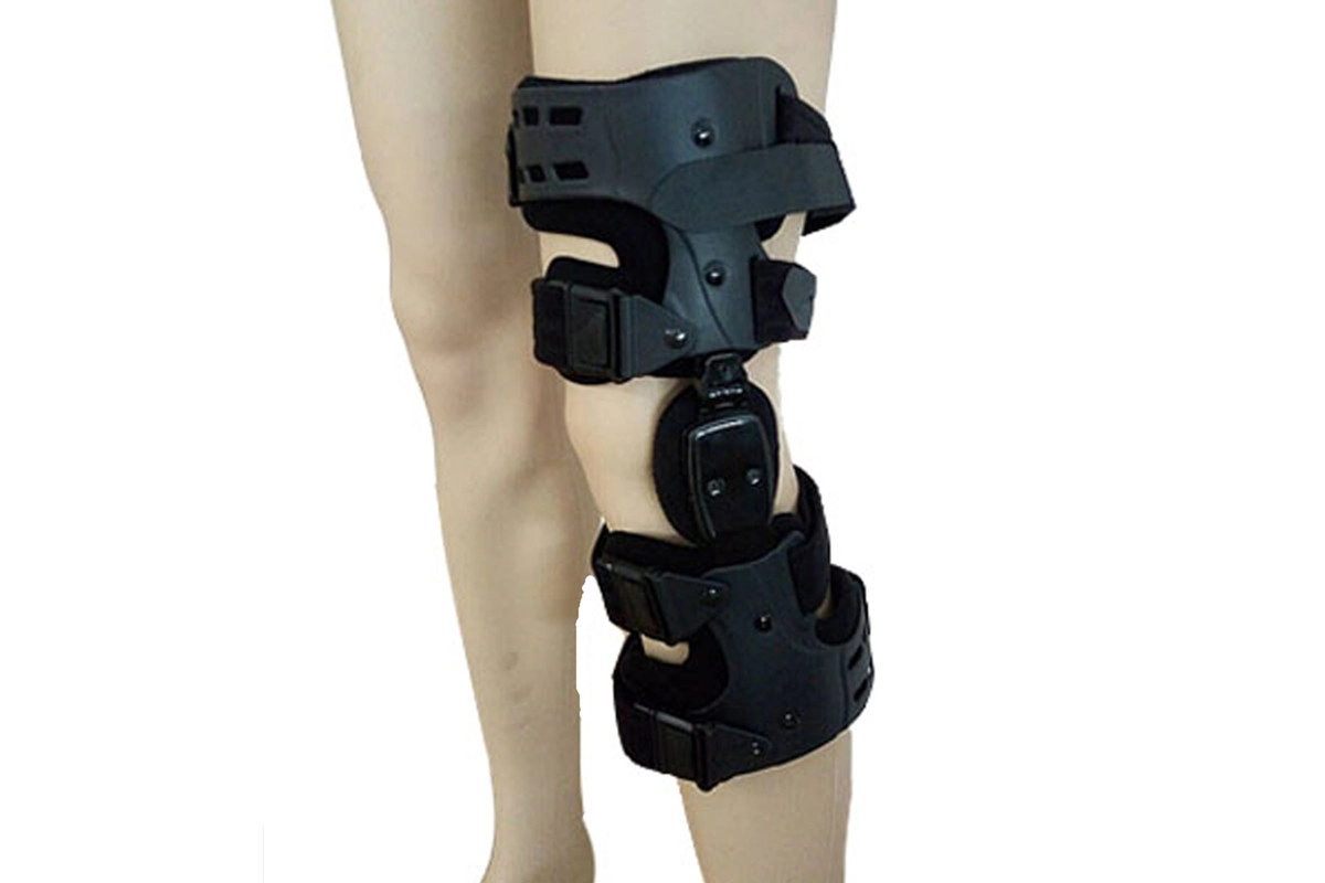 Разгрузка навесных коленных иммобилайзеров OA Ортезы ног при остеоартрите в соответствии со стандартами FDA CE ISO 13485