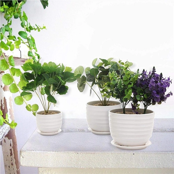 Круглые застекленные белые керамические садовые цветочные горшки в помещении с поддонниками, набор из 3