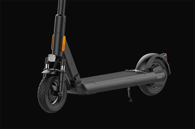 Electric scooter with kickstand sensor