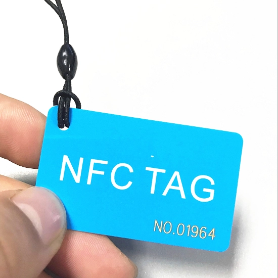 Печатная бирка NFC RFID из ПВХ для отслеживания активов