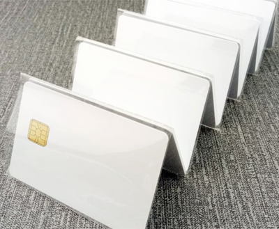 Кредитная карта с большим размером чипа Контактная карта с чипом