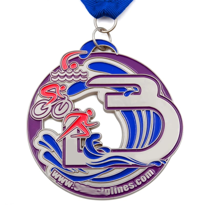 Медаль по триатлону на велосипеде, изготовленная на заводе по индивидуальному заказу